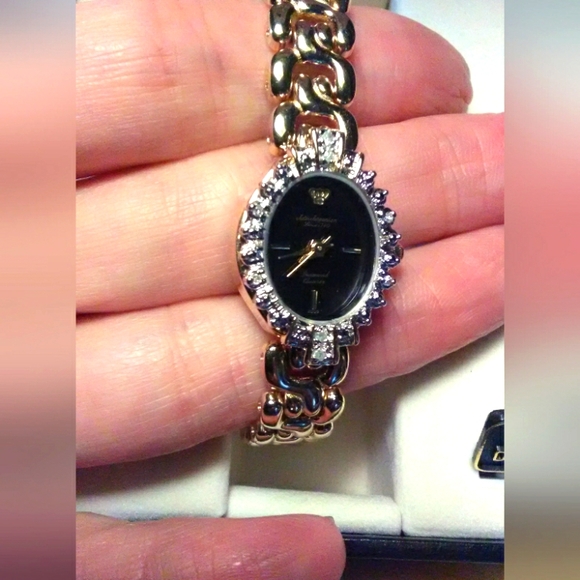 VINTAGE BNIB LADIES JULES JURGENSEN 25 DIAMONDS & GOLD COLOR WATCH IN ITS BOX main image 5
